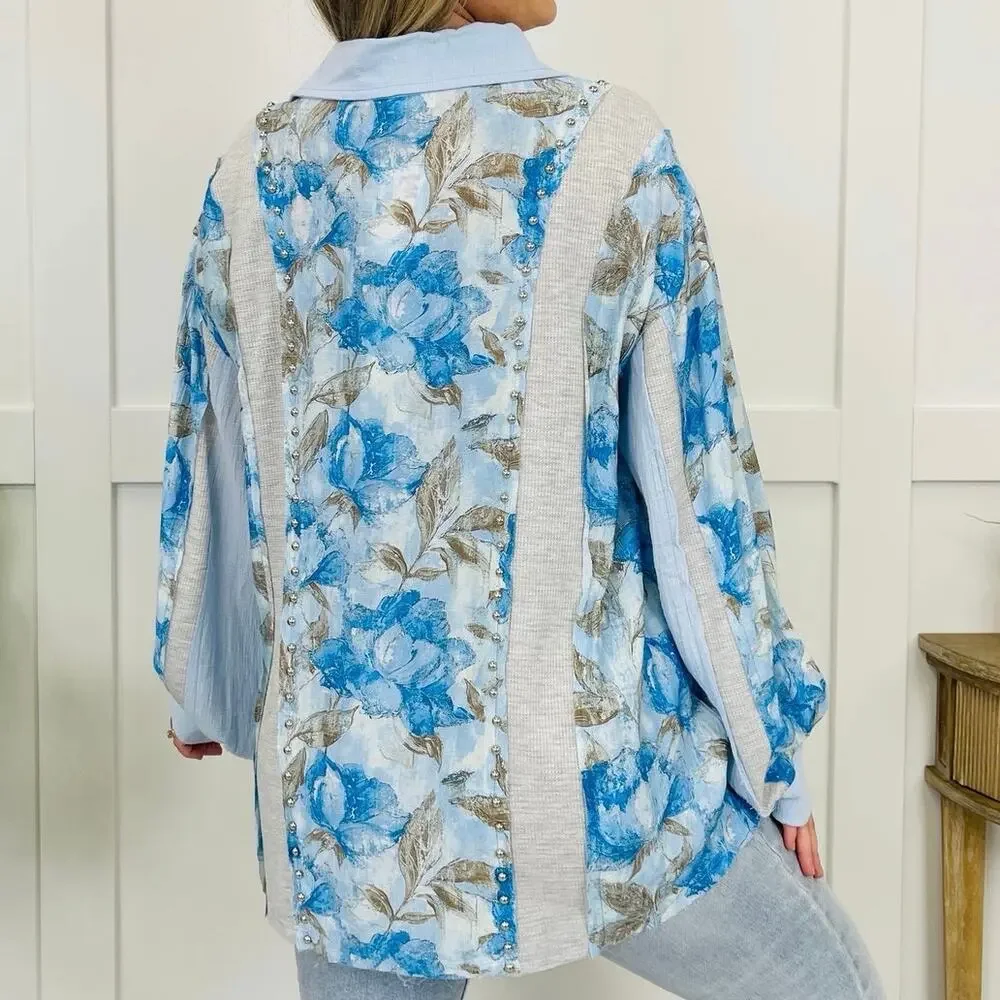POL Patchwork Blossoms Top In Blue - Picture 4 of 5